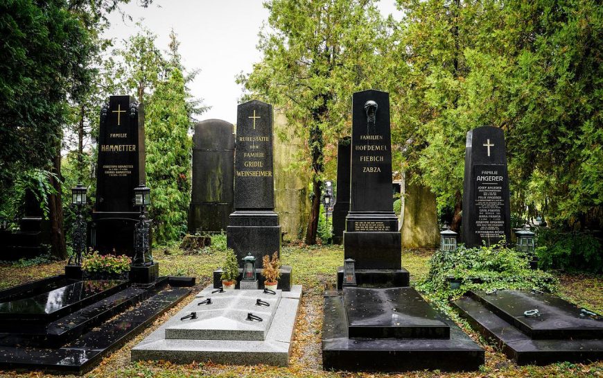 Gravure sur les monuments funéraires: les points essentiels à retenir