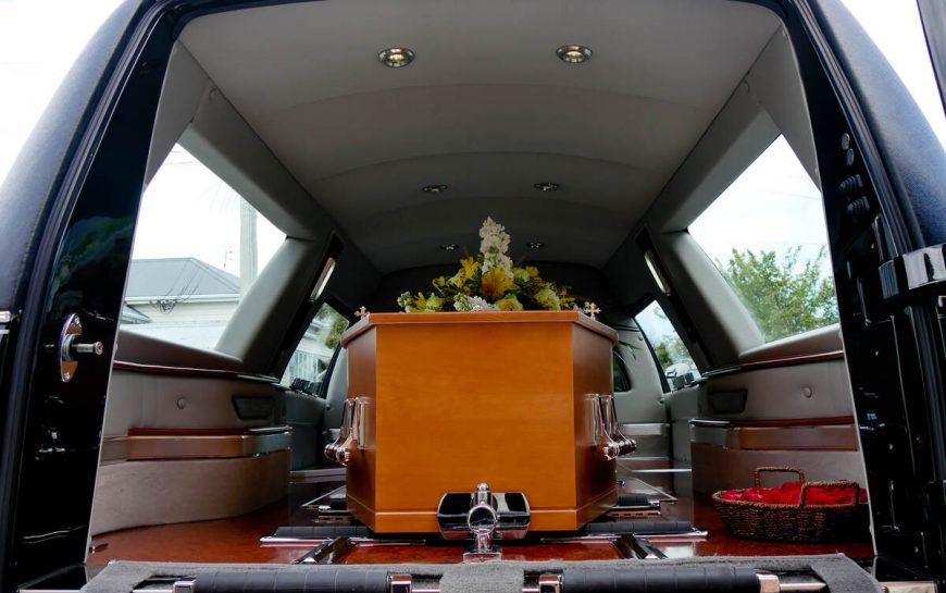 Cercueils pour le transport aérien : ce que vous devez savoir