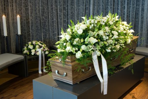 Guide pour choisir le bon cercueil pour un rapatriement : ce que vous devez savoir